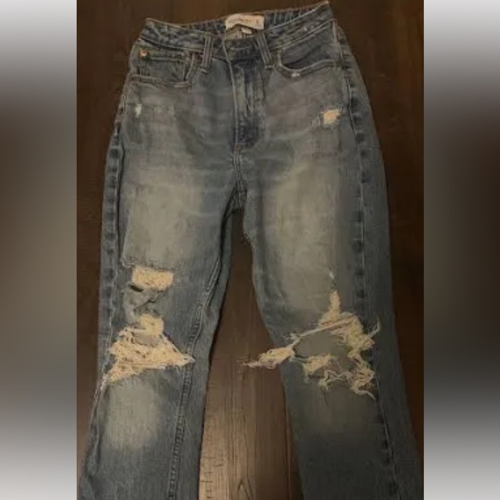 Abercrombie&Fitch| High Rise Mom Jeans| Size 0 regular